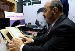 Bakan Varank, görme engelliler için kitap seslendirdi