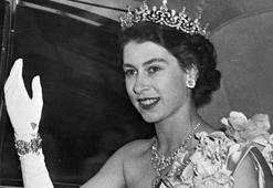 Kraliçe Elizabeth vefat etti İngiltere'nin yeni kralı belli oldu!
