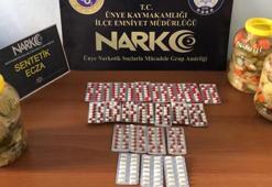 Turşu bidonlarından uyuşturucu haplar çıktı