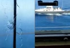 Ege'de Yunanistan tarafından gemiye ateş açıldı! Türk botlarını görünce hemen kaçtılar