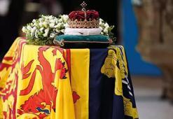 Elizabeth’in naaşı, St. Giles Katedrali’ne getirildi