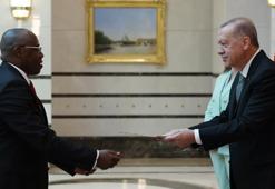 Büyükelçilerden Cumhurbaşkanı Erdoğan'a güven mektubu
