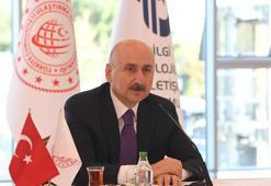 Bakan Karaismailoğlu, haberleşme sektörünün temsilcileriyle görüştü