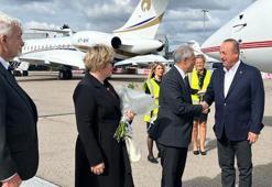 Bakan Çavuşoğlu İngiltere’de