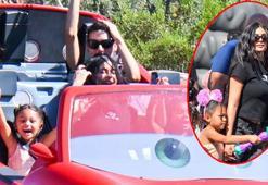 Kylie Jenner eğlence parkında! 'Kötü anne' imajıyla anılıyordu