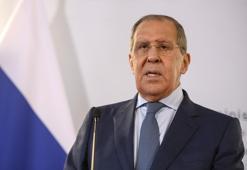 Lavrov: Referandum kararları, Zelenskiy'in kendini Rus hissedenlere yaptığı 'Ukrayna'dan gidebilirsiniz' çağrısına yanıt