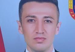 Sürücüye yardım ederken kamyonetin çarptığı uzman çavuş, şehit oldu