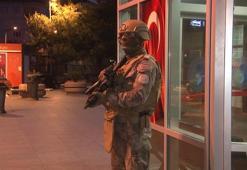 Hastane önünde silahlı saldırı: 1 ölü, 2 yaralı