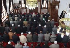 Cuma namazı saati 30 Eylül 2022 vakitleri! Diyanet Cuma ezanı kaçta okunacak, İstanbul, Ankara, İzmir ve tüm illerde bugün Cuma namazı saat kaçta kılınacak?