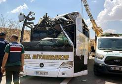 Otobüs şoförü, 16 kişinin öldüğü kaza öncesi perdeyi düzeltmeye çalışmış