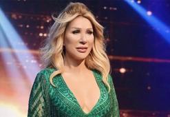 Seda Sayan ışıltılı elbisesiyle dikkat çekti!