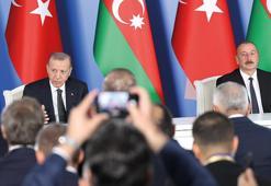 Cumhurbaşkanı Erdoğan Azerbaycan'da: Bunları köşeye sıkıştırmak lazım