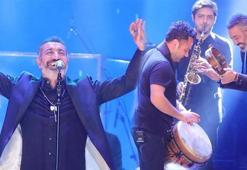 Kuruçeşme sahnesi kırmızı-beyaza büründü!