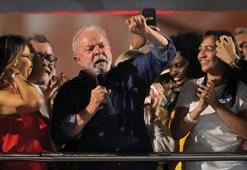 Brezilya'daki seçimin galibi solcu lider Lula da Silva oldu