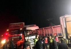 D-650’yi kilitleyen zincirleme kaza: 1 yaralı