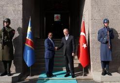 Bakan Akar, Kongolu mevkidaşıyla görüştü