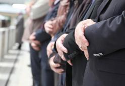 Gıyabi cenaze namazı nedir? Gıyabi cenaze namazı nasıl ve neden kılınır? Dilek Ertek için gıyabi cenaze namazı kılınacak mı?