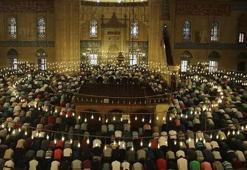 Cuma günü öğle namazı nasıl kılınır? Kaç rekat, namazı saati ne? Adım adım sırayla resimli Cuma namaz kılınışı