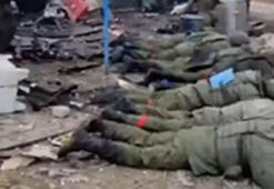 Ukrayna'da teslim olan Rus askerlerinin korkunç sonu! Dünyayı şok eden görüntüler...