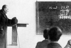 Atatürk'ün öğretmenler hakkındaki sözleri! 24 Kasım Öğretmenler Günü'ne özel Atatürk’ün öğretmenler ile ilgili sözleri...