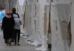 Düzce'de depremde evleri hasar görenler, yeni güne çadırlarda uyandı