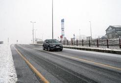 Yerler bembeyaz oldu! Kar kalınlığı 20 santimetreyi buldu