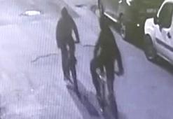 Başına silah dayadıkları çocuğun bisikletini ve cep telefonunu gasbeden 2 çocuk tutuklandı