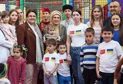 Emine Erdoğan, Ukrayna'dan Türkiye'ye getirilen yetim çocuklarla buluştu