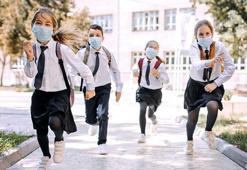 Maske zorunluluğu geri mi dönüyor? Okullar harekete geçti