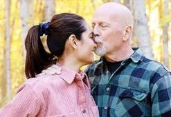 Demi Moore Bruce Willis'i paylaştı! Eski eş ve yeni eş aynı karede