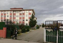 Gıda zehirlenmesi şüphesiyle 8 öğrenci hastaneye kaldırıldı!