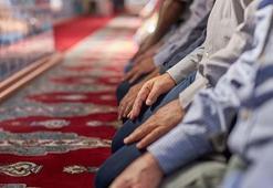 Cuma namazı sırasıyla nasıl kılınır ve kaç rekattır? Detaylı resimli Cuma namazı kılınışı ile namaz zamanı okunacak dualar…