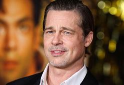 Brad Pitt yeni yılı yeni aşkıyla kutluyor!