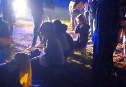 Hatay'da tarım işçilerinin servisi devrildi: 14 yaralı
