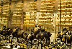 Altın fiyatlarında yeni rekor! Uzman isim 'kanmayın' deyip uyardı