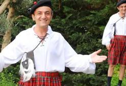 Ersin Korkut, ‘Kutsal Damacana 4’te kilt giydi!