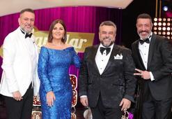 Şarkılar Bizi Söyler yılbaşı konseptli çok özel bir bölümle ekrana geliyor!