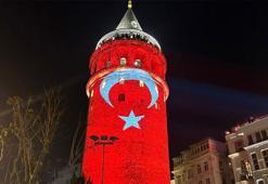 Yeni yıl için Galata Kulesi'nde görsel şov