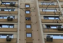 Ataköy'de 12'inci kattan düşerek öldü