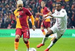 Lider Galatasaray 3 puanı 4 goller aldı