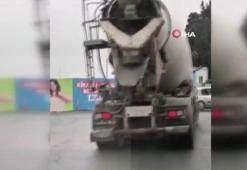 Ambulansa yol vermemek için yola beton dökmüştü: O sürücüye ceza yağdı