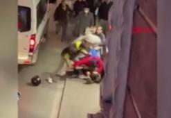 Güngören’de bıçaklı trafik kavgası kamerada