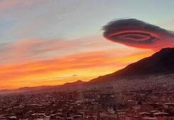 Bursa semalarında UFO görünümlü bulut