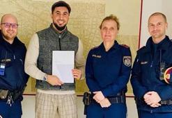 Avrupa bu Türk'ü konuşuyor! Kadın polislerin hayatını böyle kurtardı