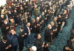 İstanbul'da camilerde 'yağmur duası' edildi