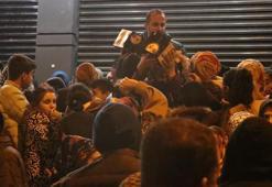 Diyarbakır'da gece yarısı 'ucuzluk' izdihamı