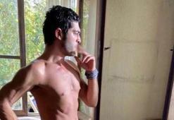 Burak Deniz'in paylaştığı iç çamaşırlı poz çok konuşuldu! 'Yaz kızım 2 torba çimento'