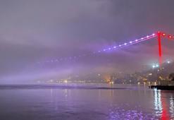 İstanbul Boğazı'nda gemi trafiği çift yönlü durduruldu