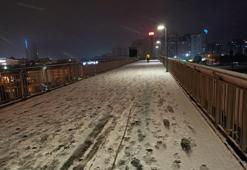 İstanbul’da beklenen kar yağışı başladı