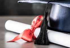 DM'den mezuniyet! 'Fake' öğrencilere sahte diploma